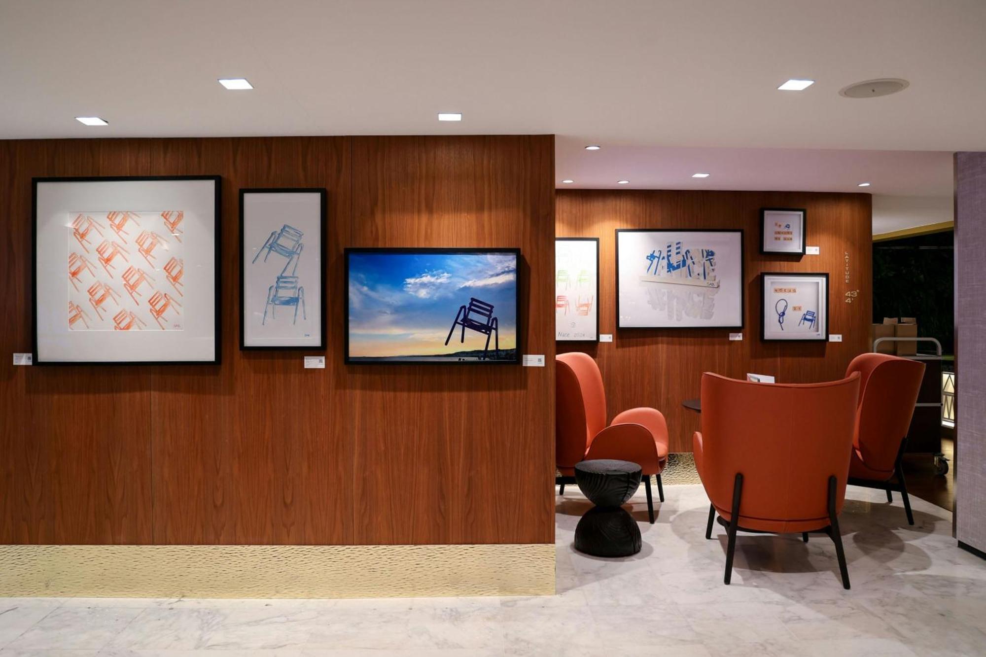 Le Meridien Hotel 4*