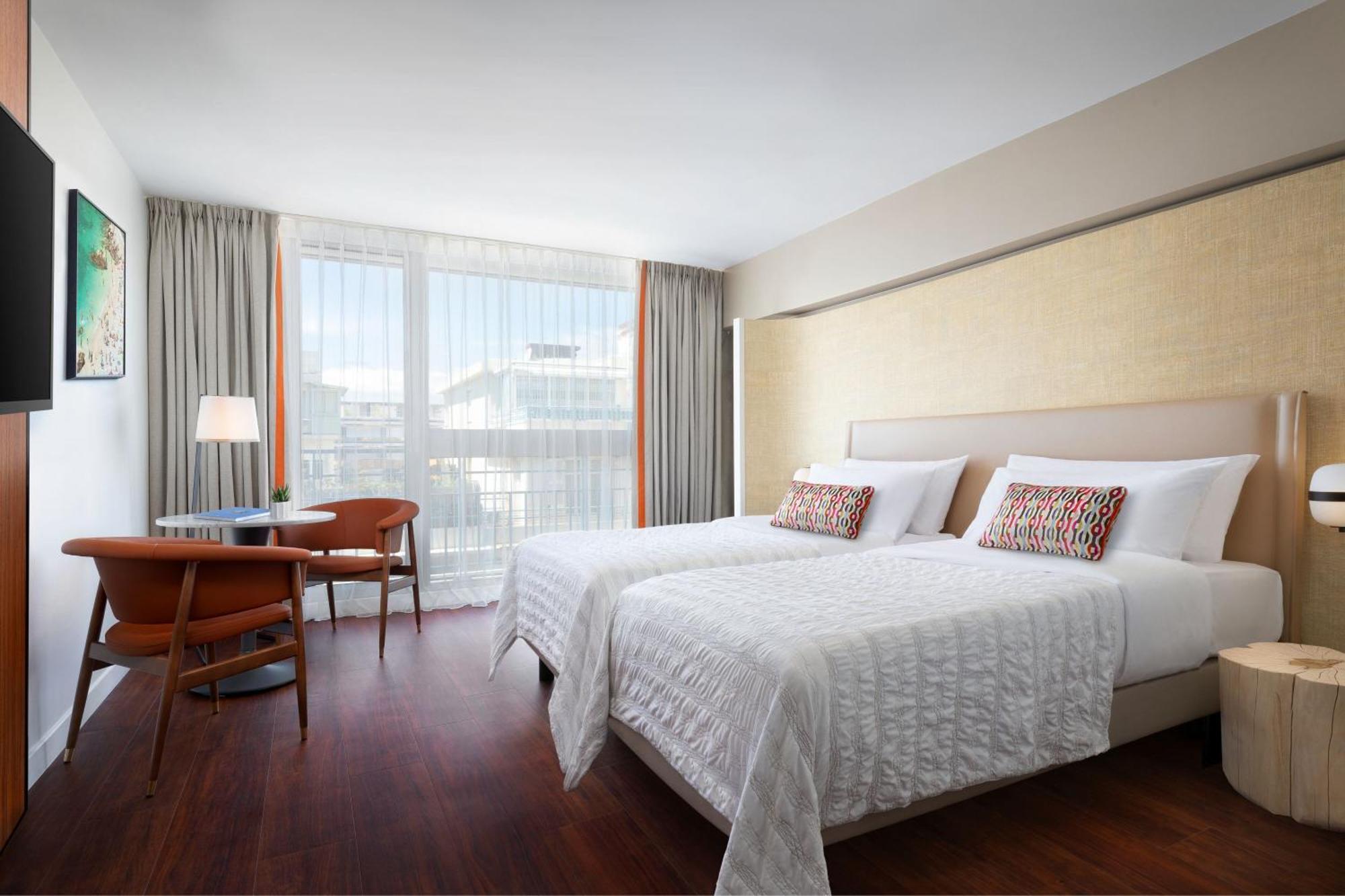 Le Meridien Hotel